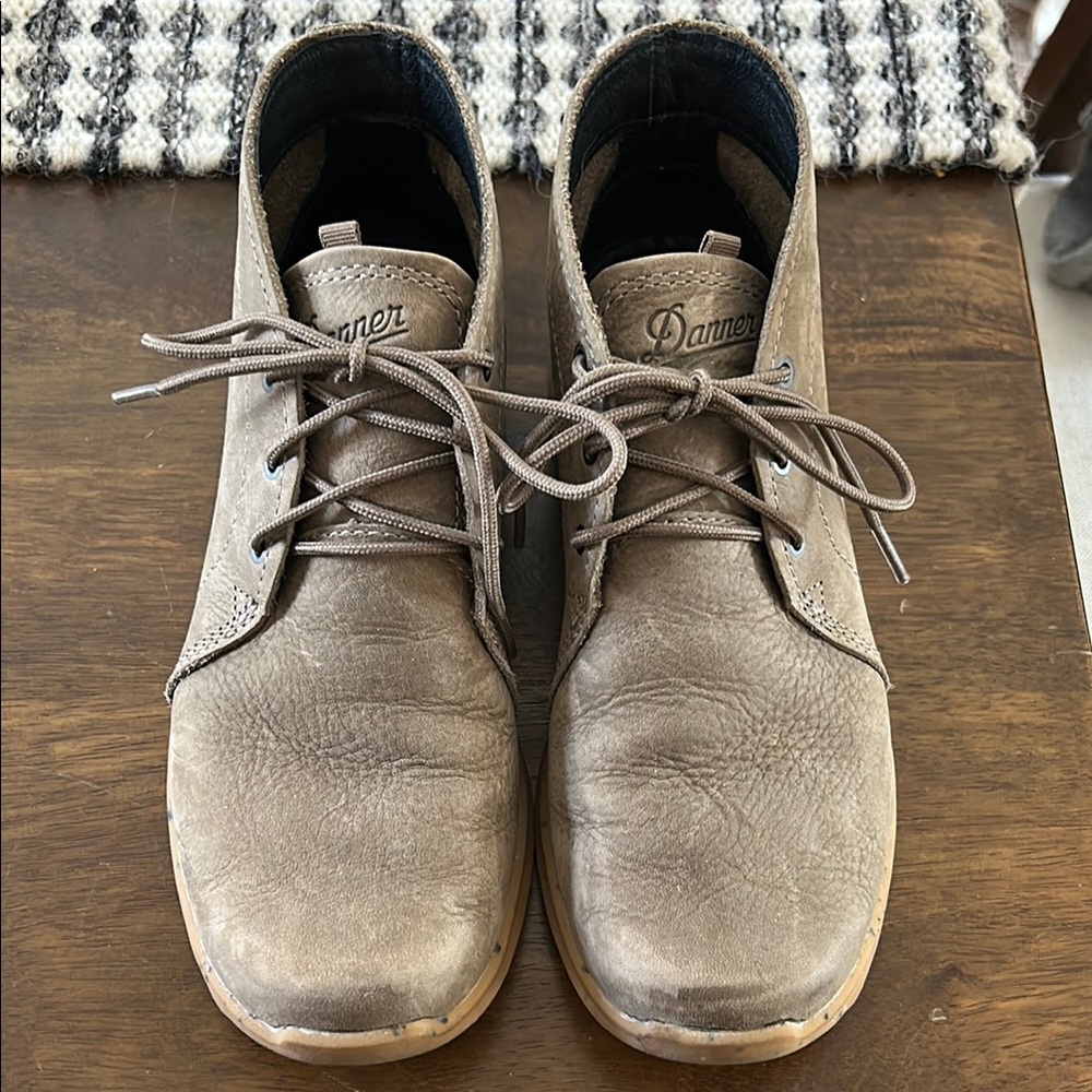 Danner Tan Chukka Boots Suede Casual